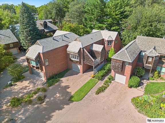 4th image of 1306 Three Pines Ct