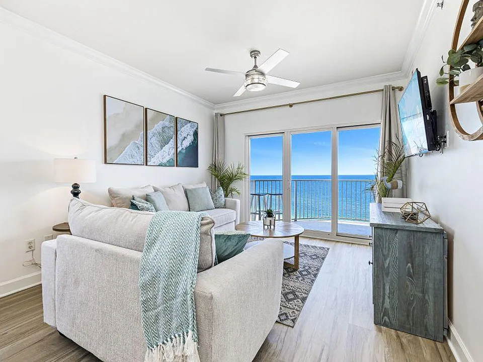 401 E Beach Blvd #ID1268010P