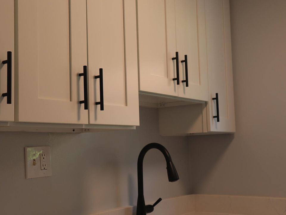 1st image of 4310 N Pershing Dr #101