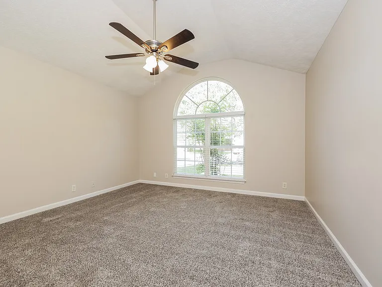 816 Pantera Dr — Photo 10