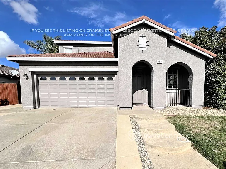 1230 Barnhill Ln — Photo 2
