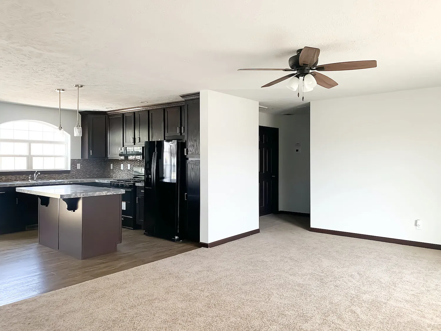 New Build 3 bedroom/2 bathroom home - 3315 Grape Road, Mishawka — Photo 4