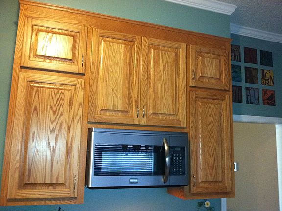 New oak kitchen cabinets