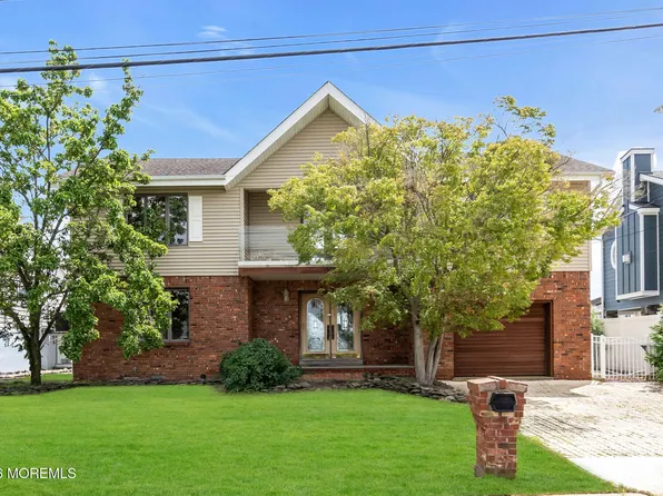 1893 Lookout Drive, Toms River, NJ 08753
