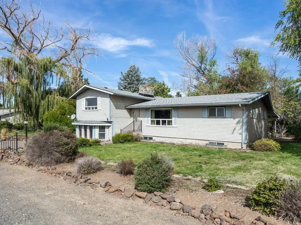 591 8th St, Metolius, OR 97741