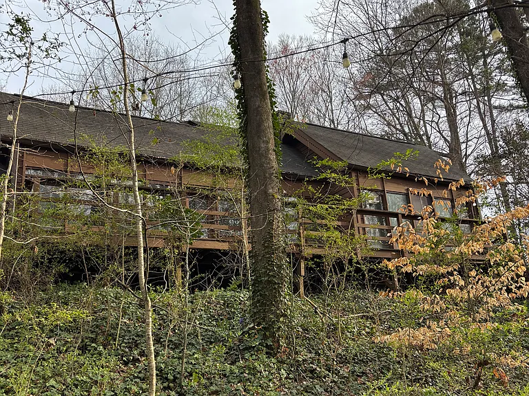 Landover Dr — Photo 8