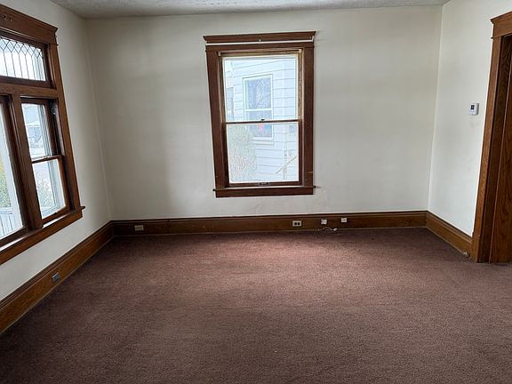 4th image of 425 S McKinley Ave