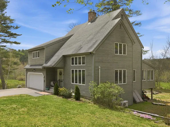 9 Wooddale Circle, Newbury, NH 03255