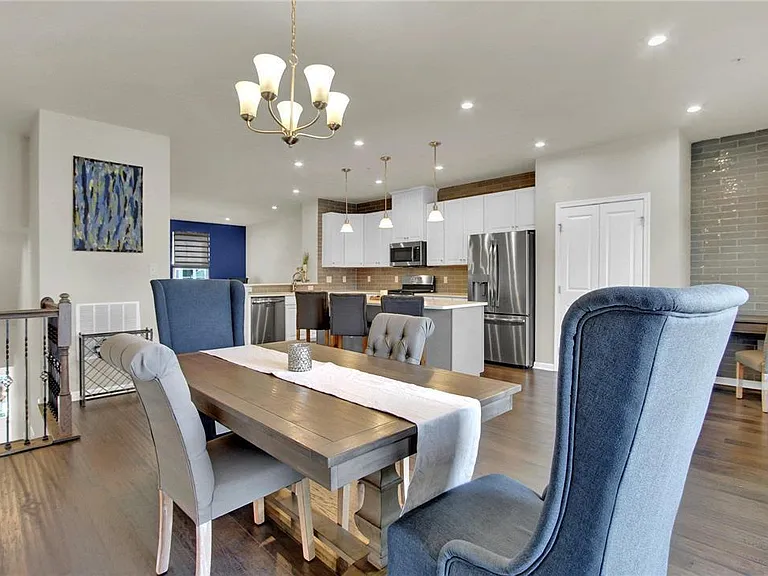 2397 Emanuel Ct — Photo 5