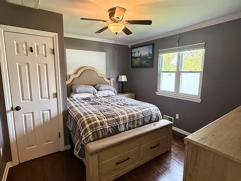 878 Salem Dr — Photo 13