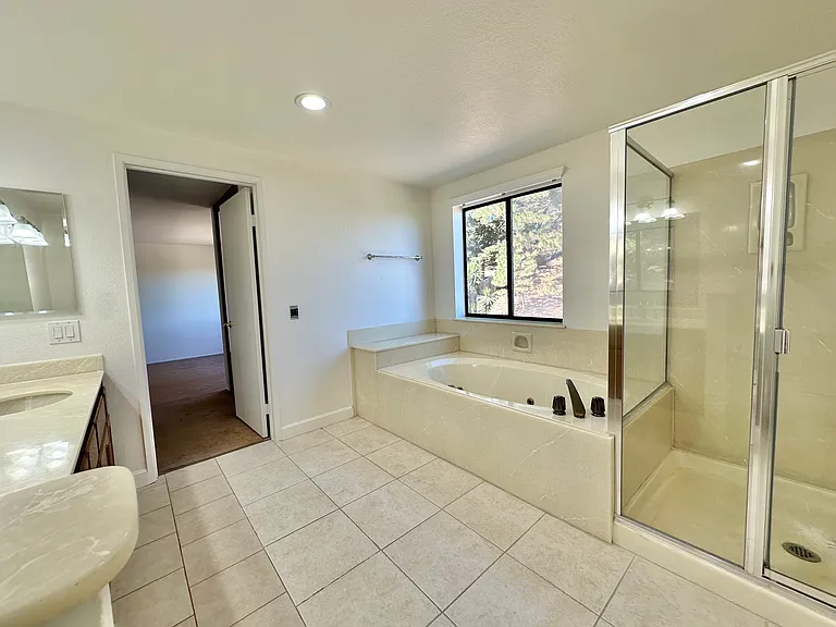 768 Rose Dr — Photo 31