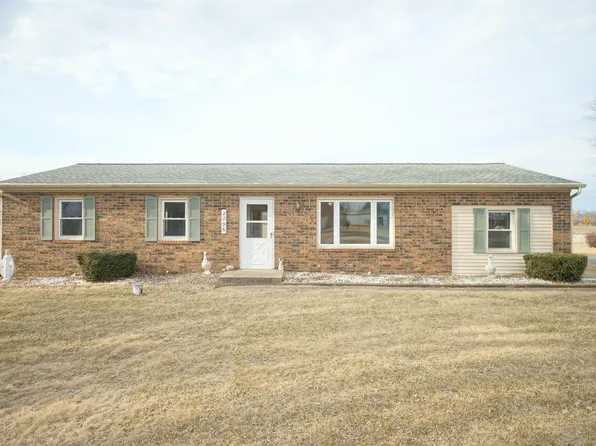 2296 Sycamore Dr, Rochester, IN 46975