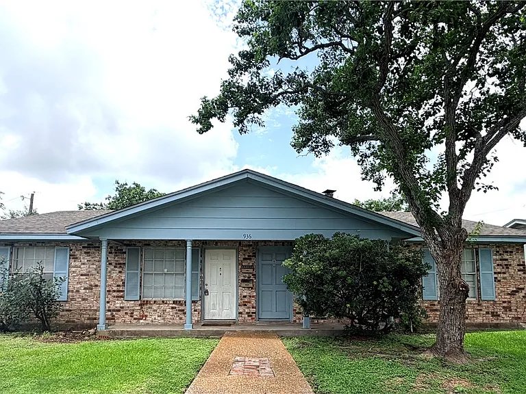 936 Egyptian Cir #A — Photo 1