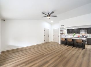 7713 Parakeet Ave, Las Vegas, NV 89145