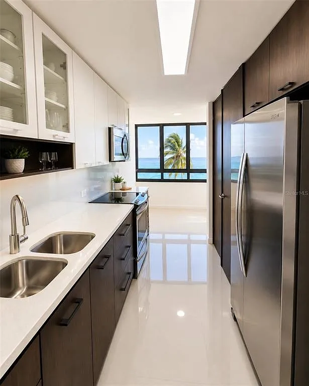 3 bed, 2.0 bath, 1599 sqft, $8,500 — Photo 2