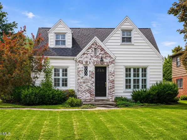 2004 S Main St, Findlay, OH 45840