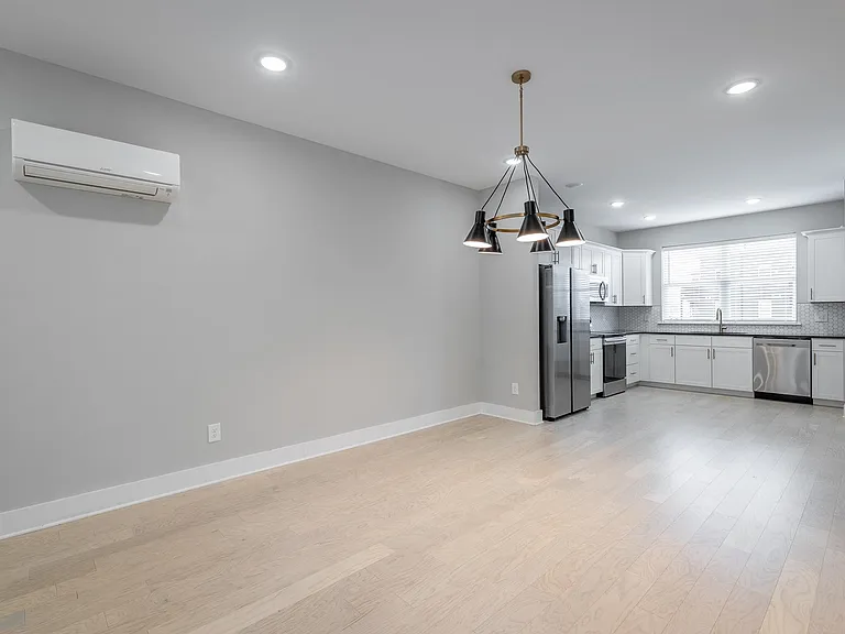 1420 Stockyard Pl — Photo 13