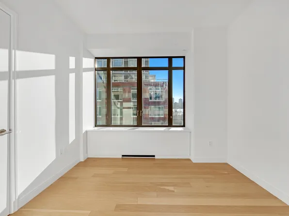 269 West 87th Street image 17 of 36