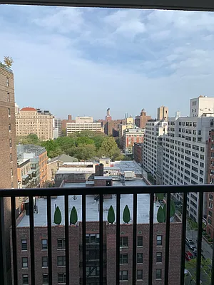 Sold by Compass | media 1