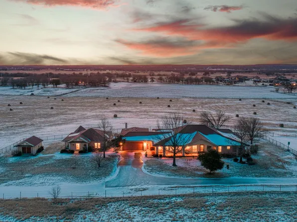 3601 Springfield Rd, Springtown, TX 76082