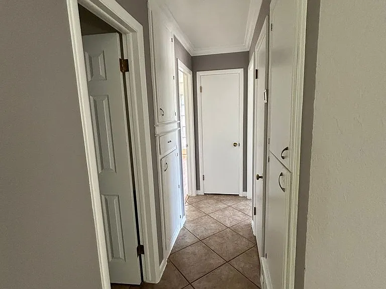 2717 NW Central Dr — Photo 14