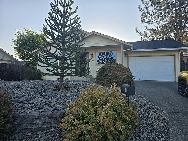160 Keeler Ct — Photo 2