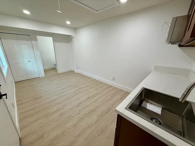 27551 Almendra #2 — Photo 2