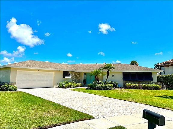4th image of 449 Pepperwood CT