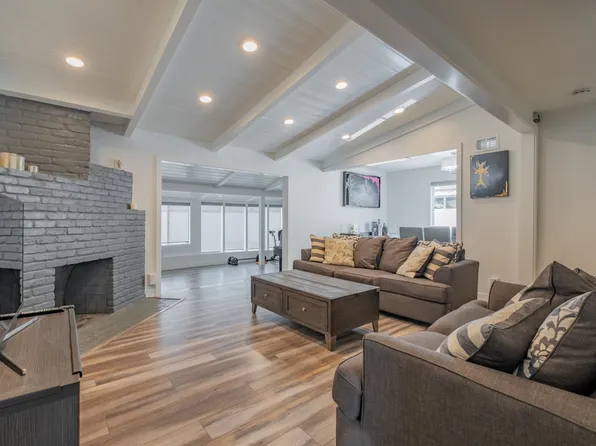 13137 Hart St, North Hollywood, CA 91605