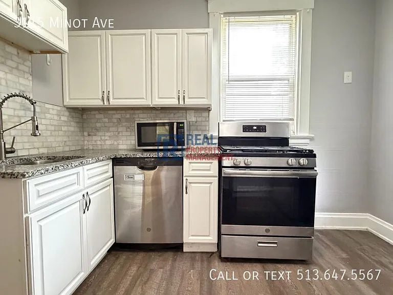 3115 Minot Ave — Photo 2