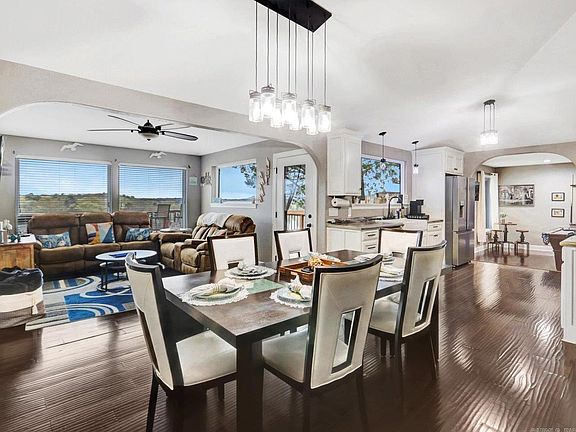 5th image of 290 Vanadium Cir