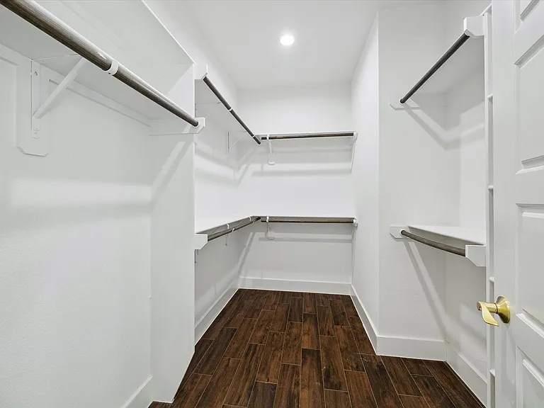 5021 Creekmont Dr — Photo 22