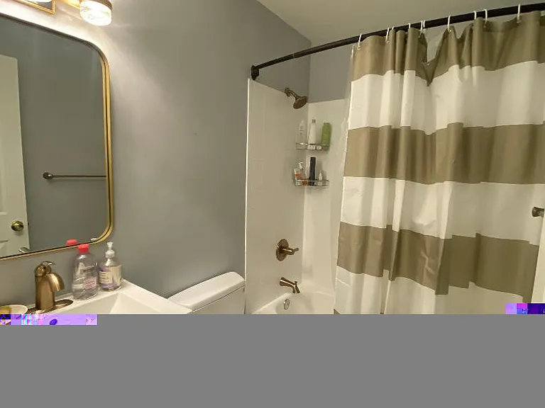 1327 Belmont St NW — Photo 8