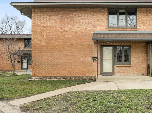 740 Southview Dr APT 2, Anoka, MN 55303