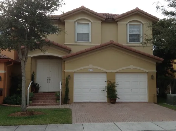 8414 NW 113th Path, Doral, FL 33178