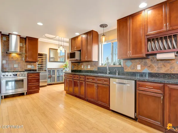 18812 Upper Skyline Dr, Eagle River, AK 99577