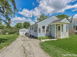 7302 N Oak St, Wonder Lake, IL