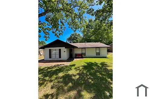 728 Amity Ln Photo 1