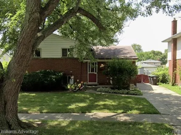 9782 William St, Taylor, MI 48180