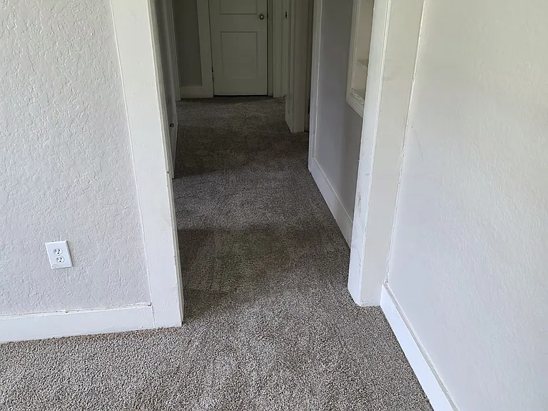 5030 Oaklon Ave — Photo 3