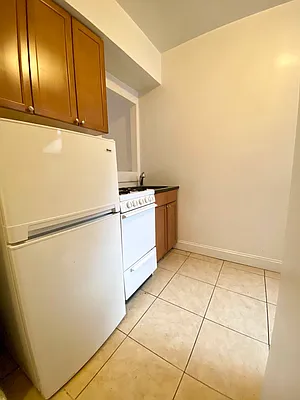Rented by Manhattan Spaces | media 23