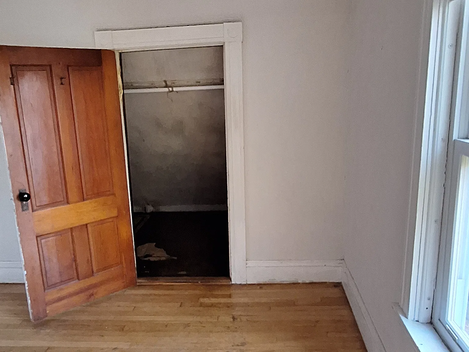 3 bed, 1200 sqft, $750 — Photo 4