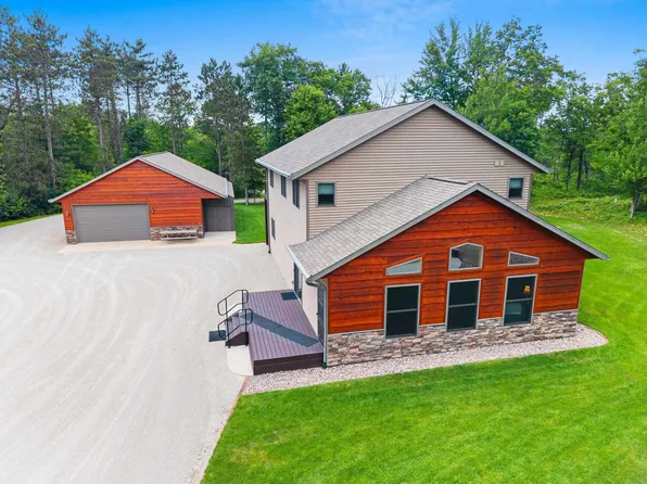W13337 Ranch Rd, Crivitz, WI 54114