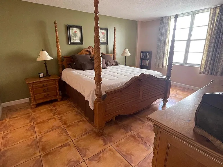 3725 S Ocean Dr #421 — Photo 13