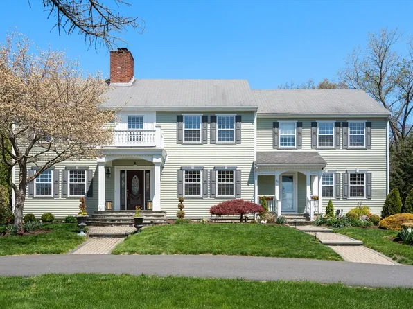 40 Harvard Dr, Sudbury, MA 01776