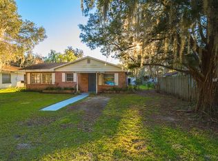 5511 10th St, Zephyrhills, FL 33542