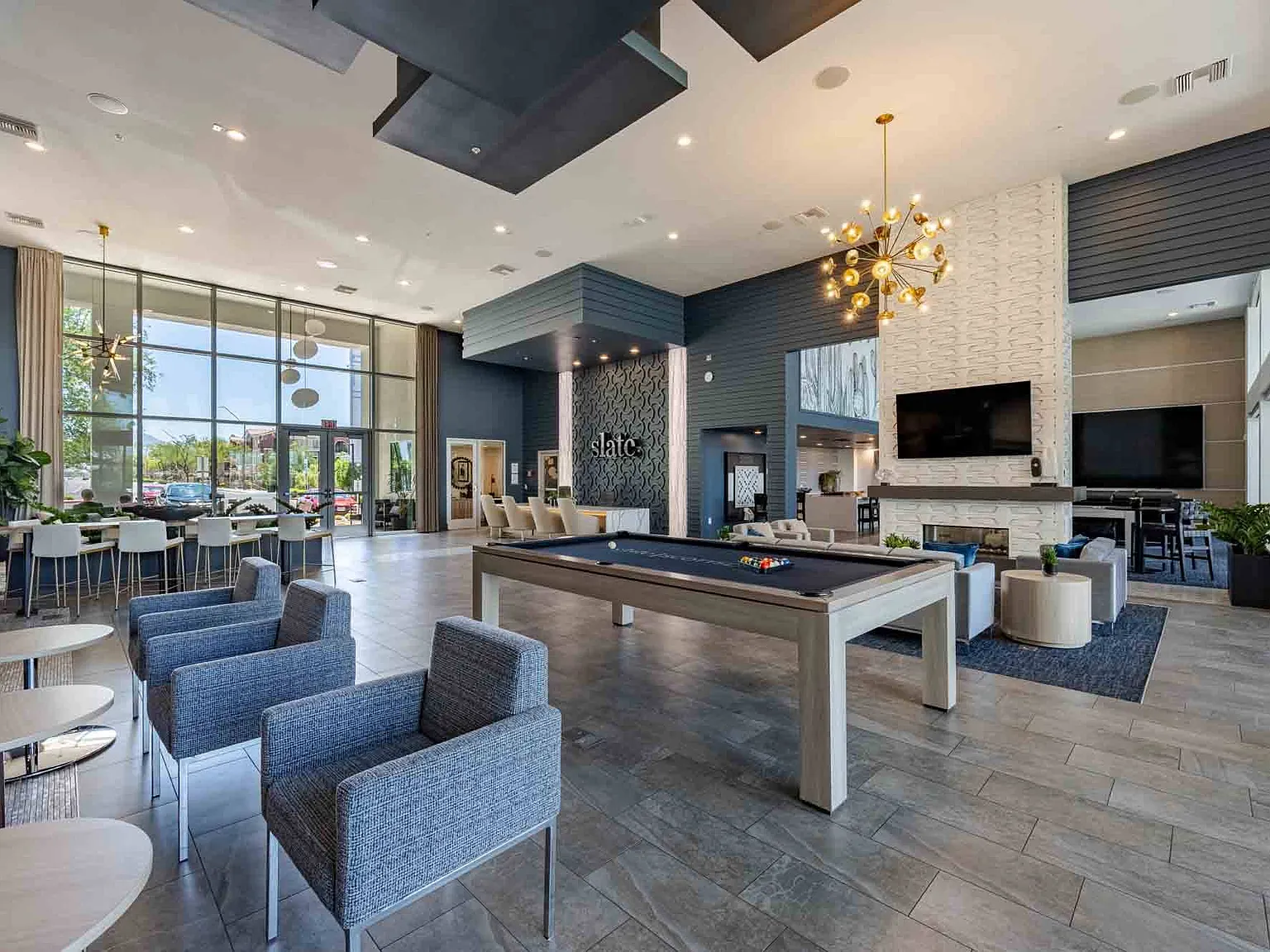 Slate Scottsdale — Photo 1