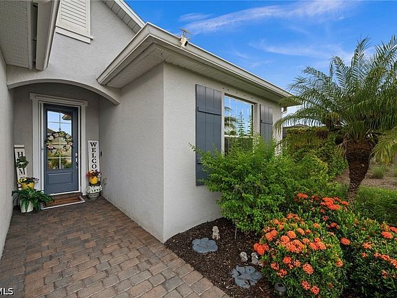 2nd image of 43047 Parkside Ct