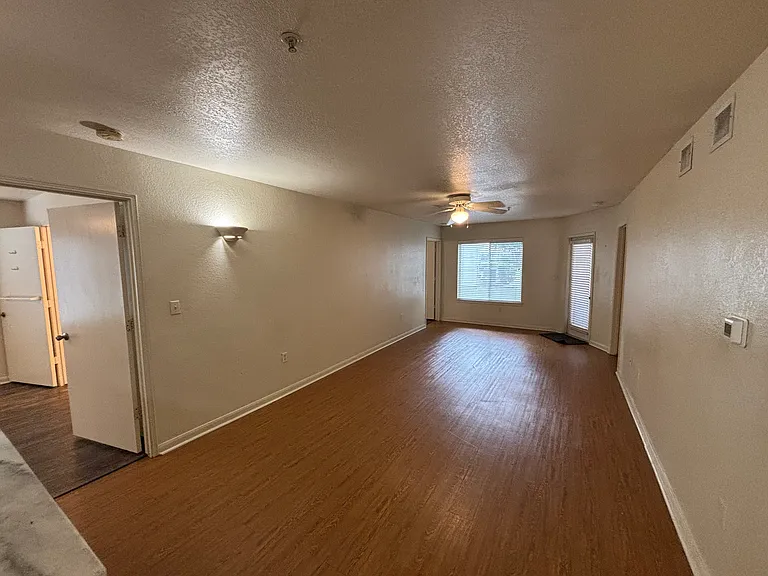 515 Southwest Pkwy #103 — Photo 19