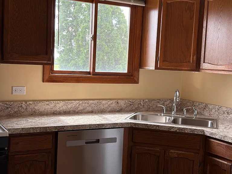 34293 N Birch Ln — Photo 2